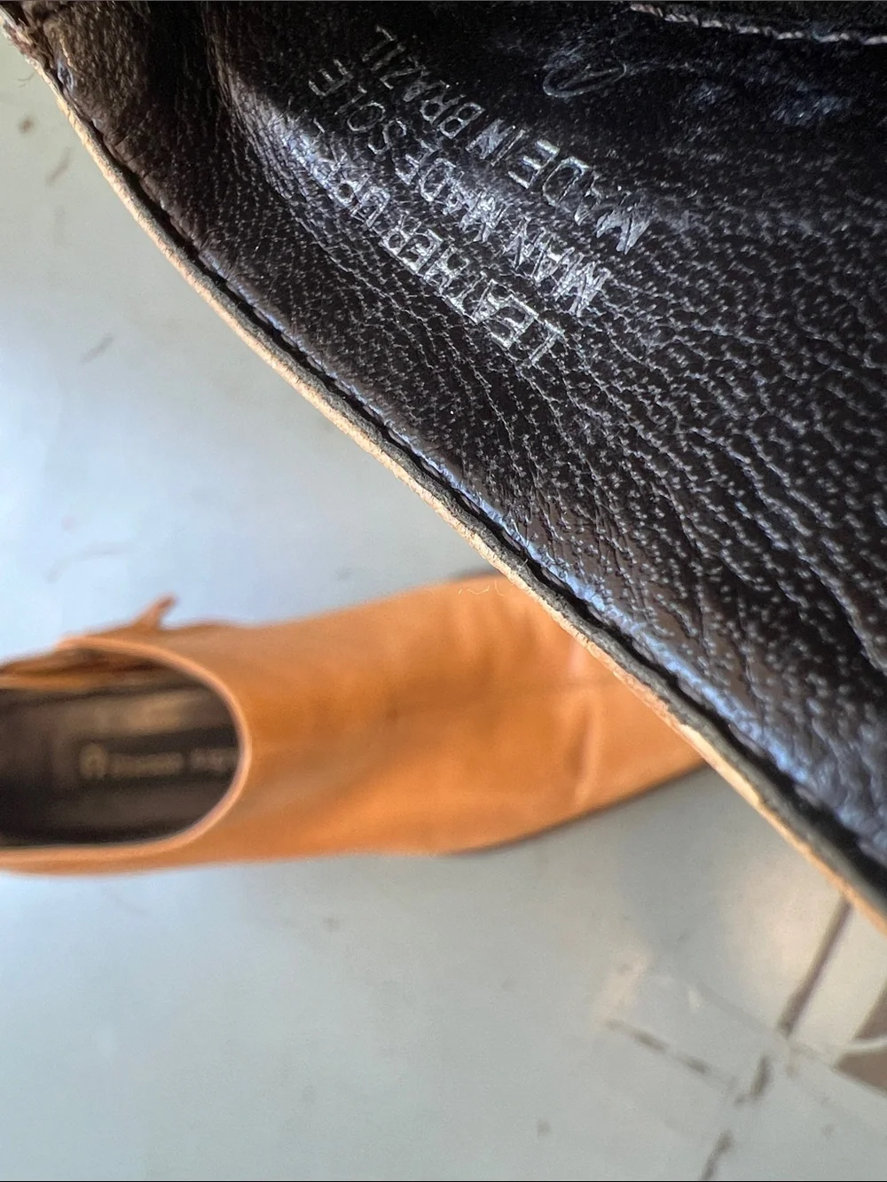 Vintage Etienne Aigner Tan Leather Chukka Boots Size 7